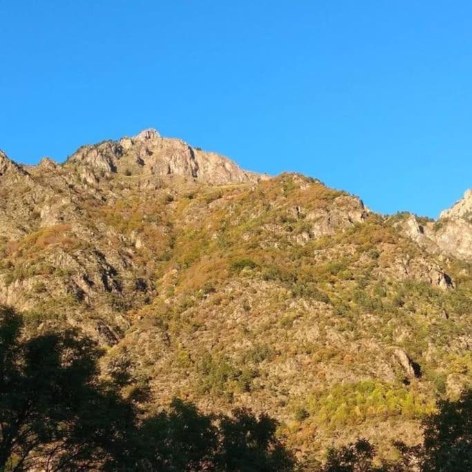 Chambre Ou Gite Dans Une Maison De Montagne - De Suzon A Zelie Entraigues  Zewnętrze zdjęcie